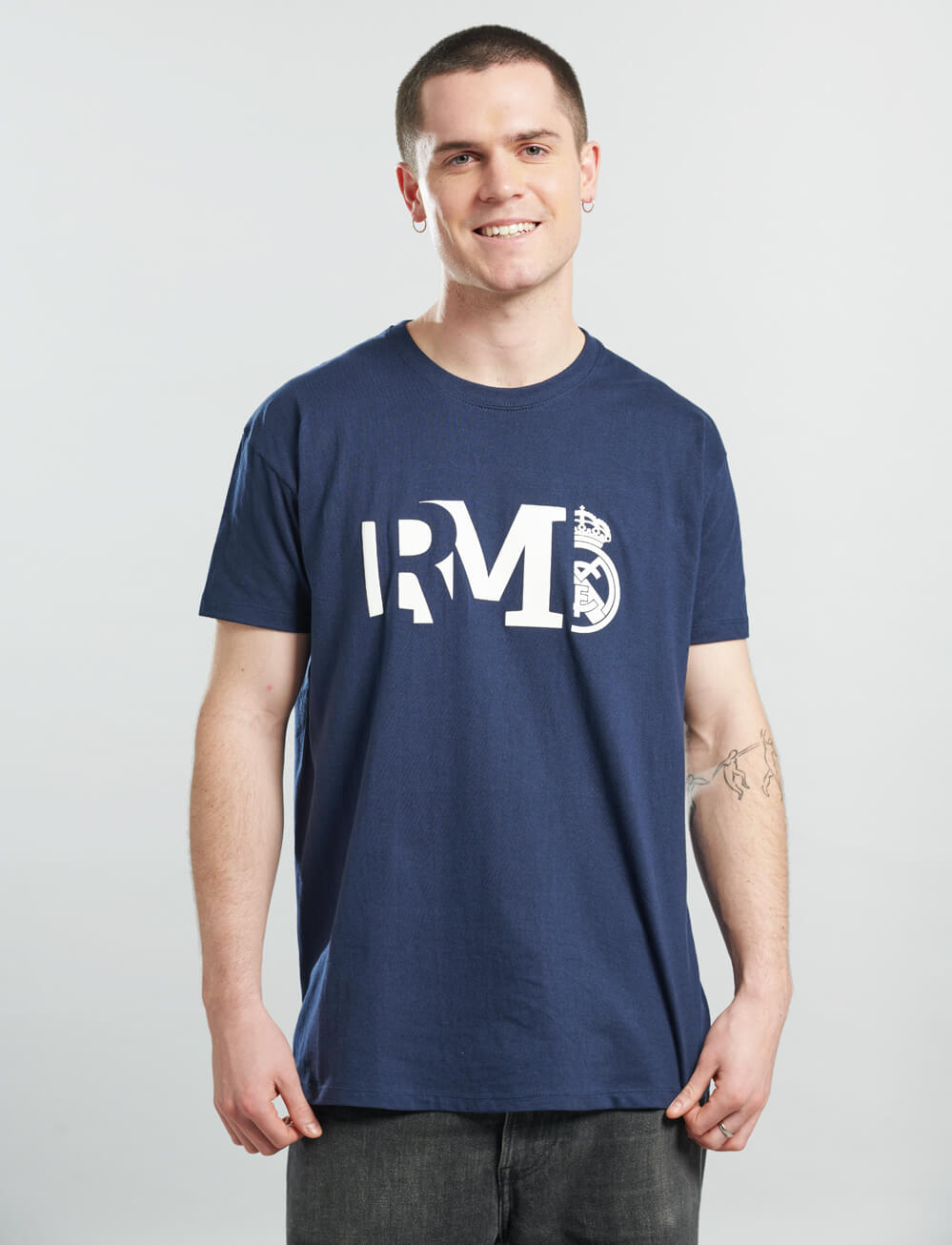 Official Real Madrid Graphic T-Shirt - Navy - The World Football Store