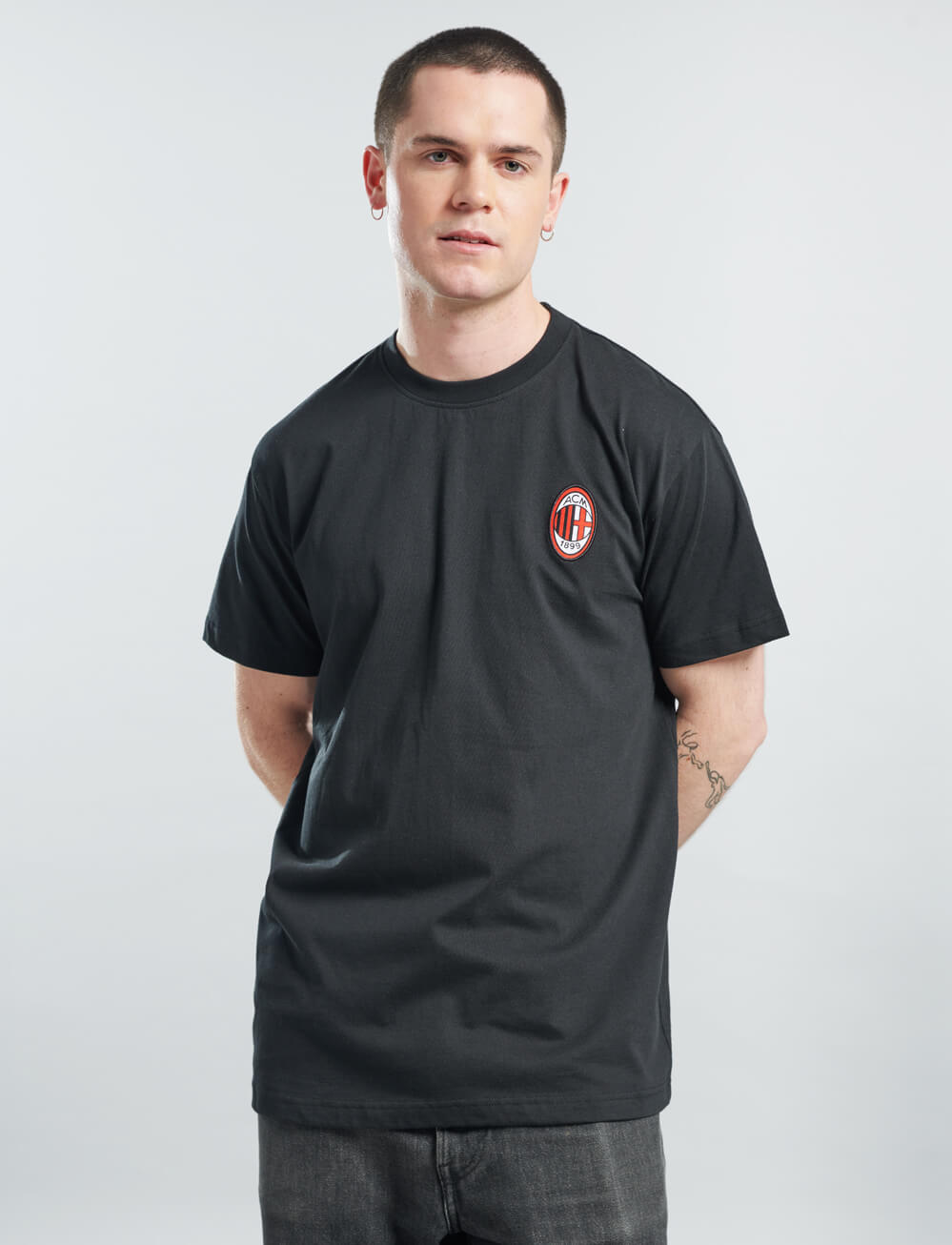 Official AC Milan Core T-Shirt - Black - The World Football Store