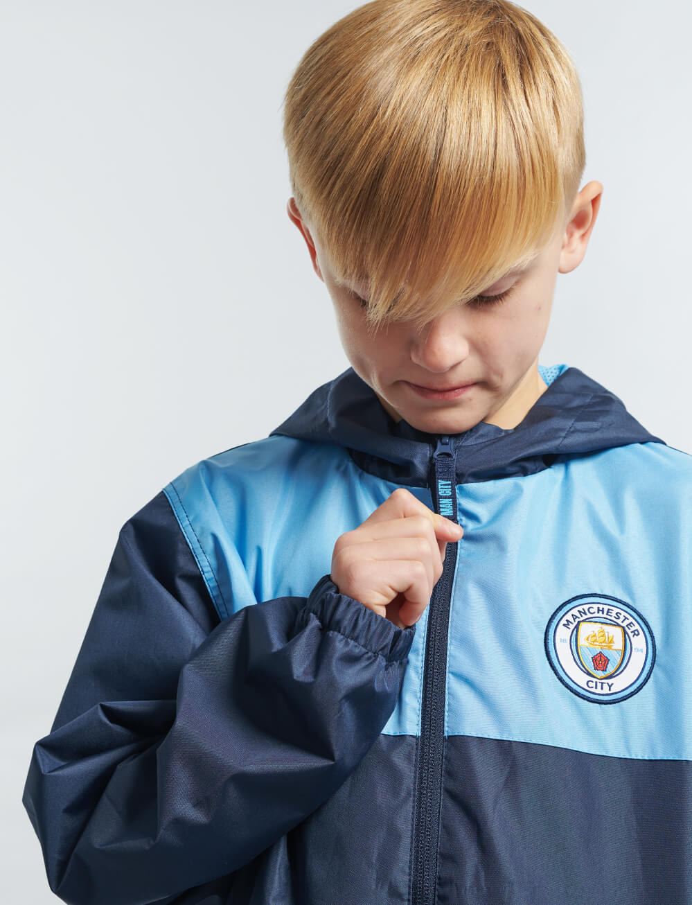 Official Manchester City Kids Shower Jacket - Navy - The World Football Store