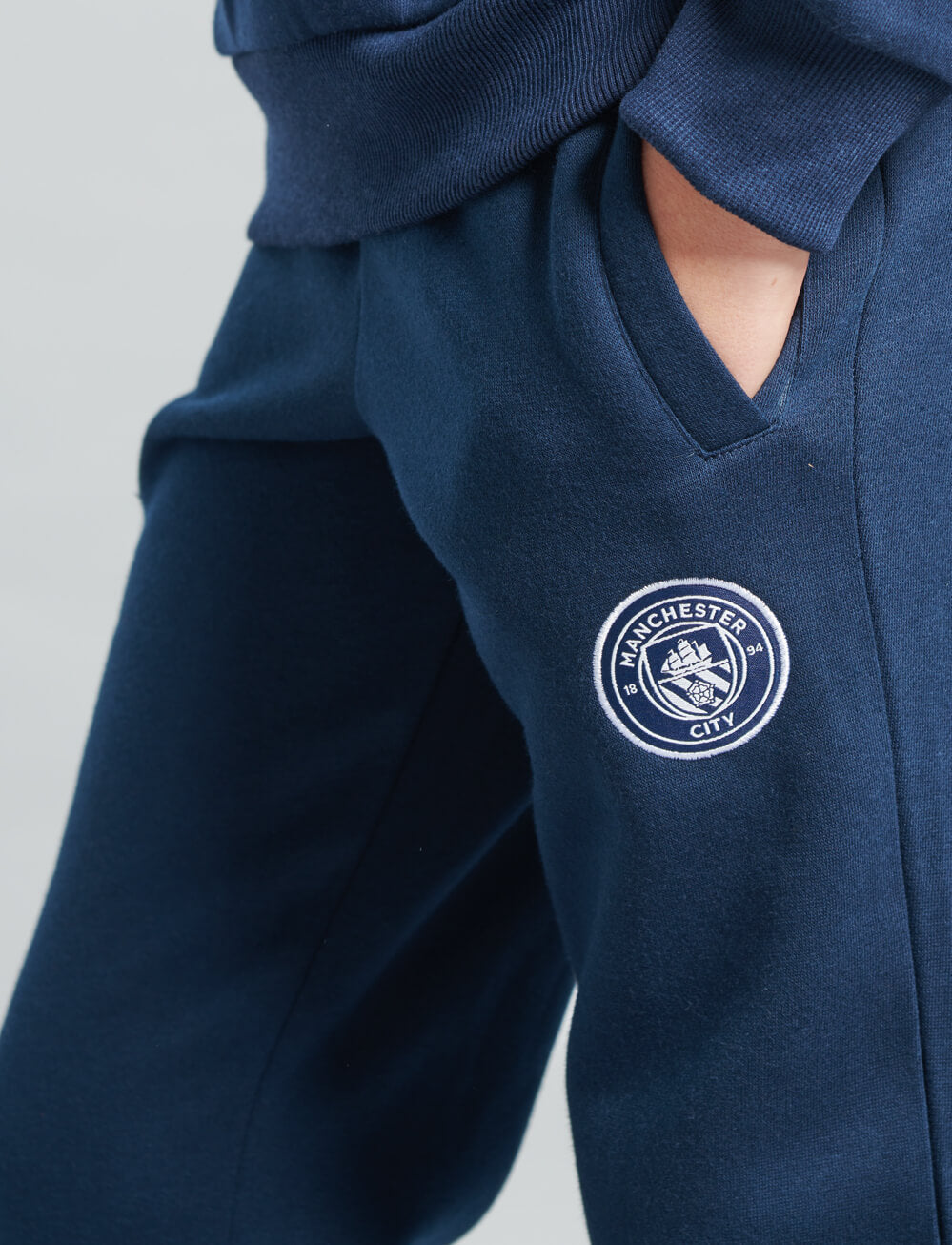 Official Manchester City Kids Joggers - Navy - The World Football Store