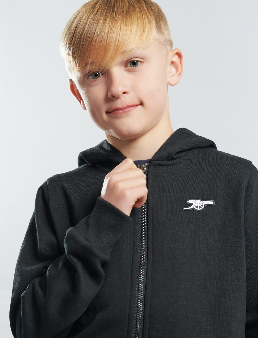 Official Arsenal Kids Full Zip Hoodie - Black - The World Football Store
