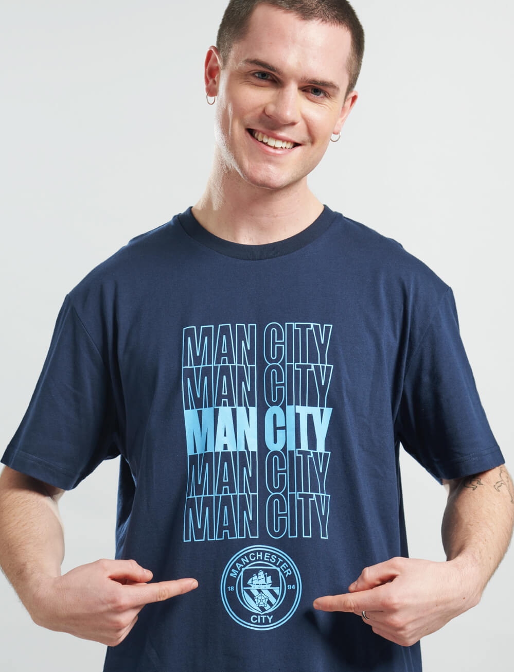 Official Manchester City Graphic T-Shirt - Navy - The World Football Store