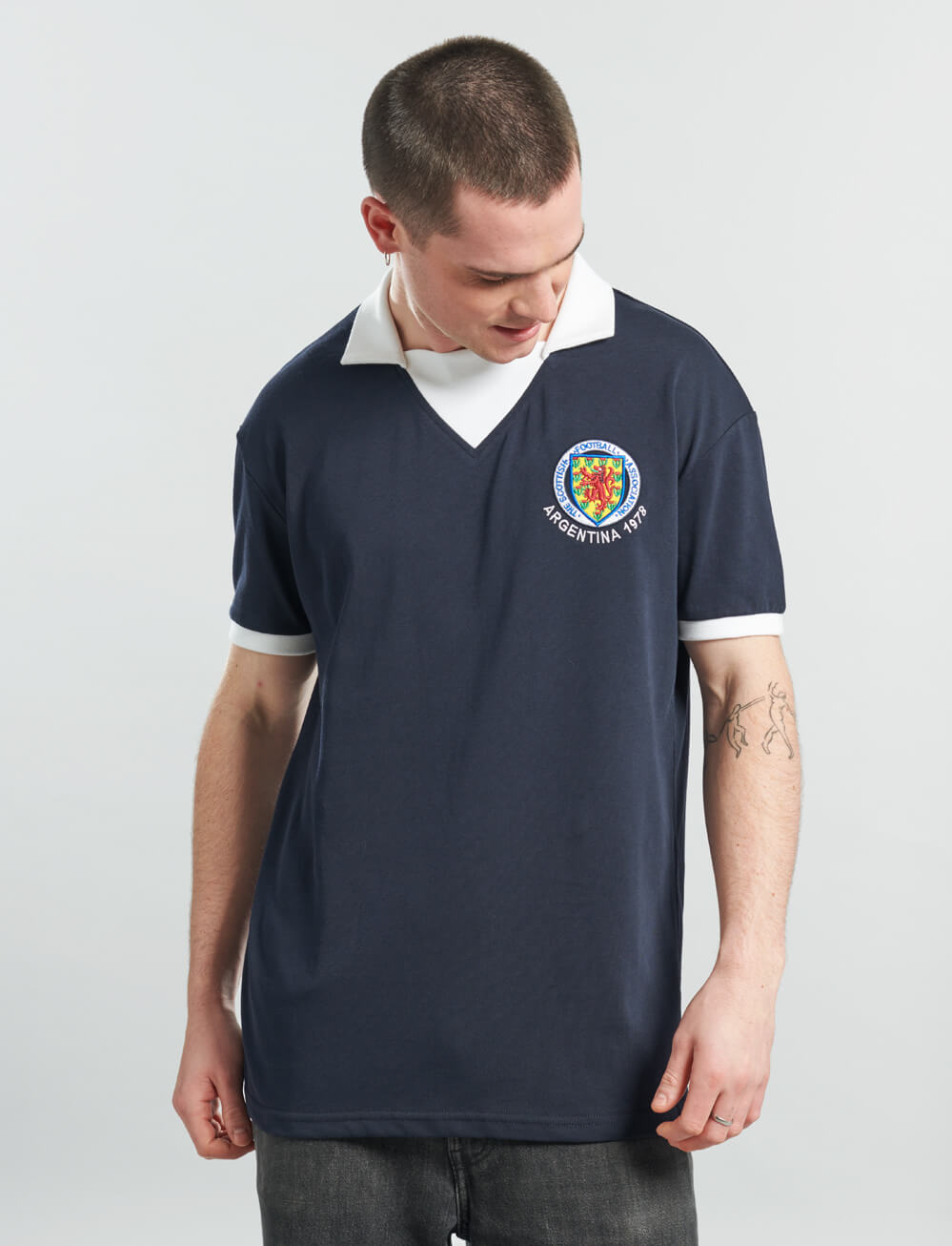 Official Team Scotland 1978 Retro Jersey - Navy - The World Football Store