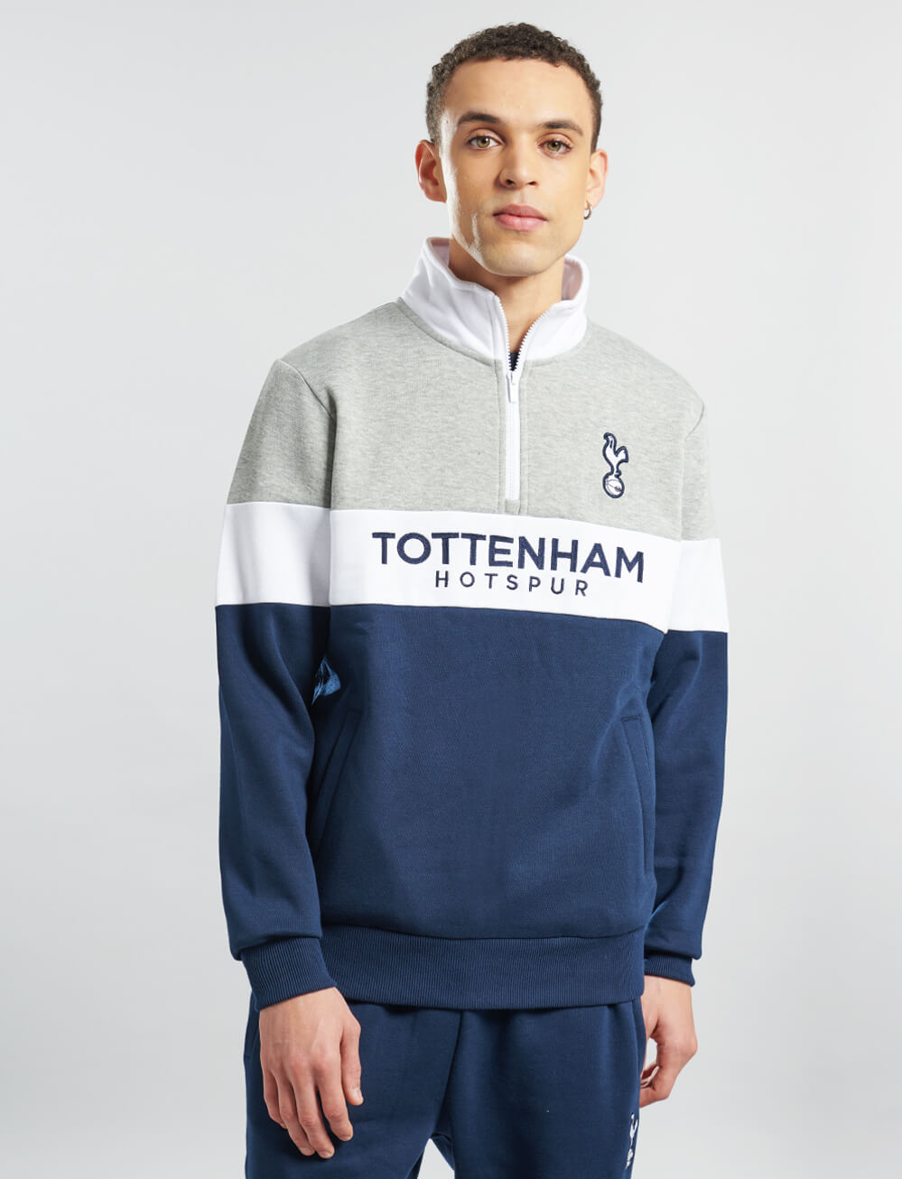 Official Tottenham 1/4 Zip Sweat - The World Football Store