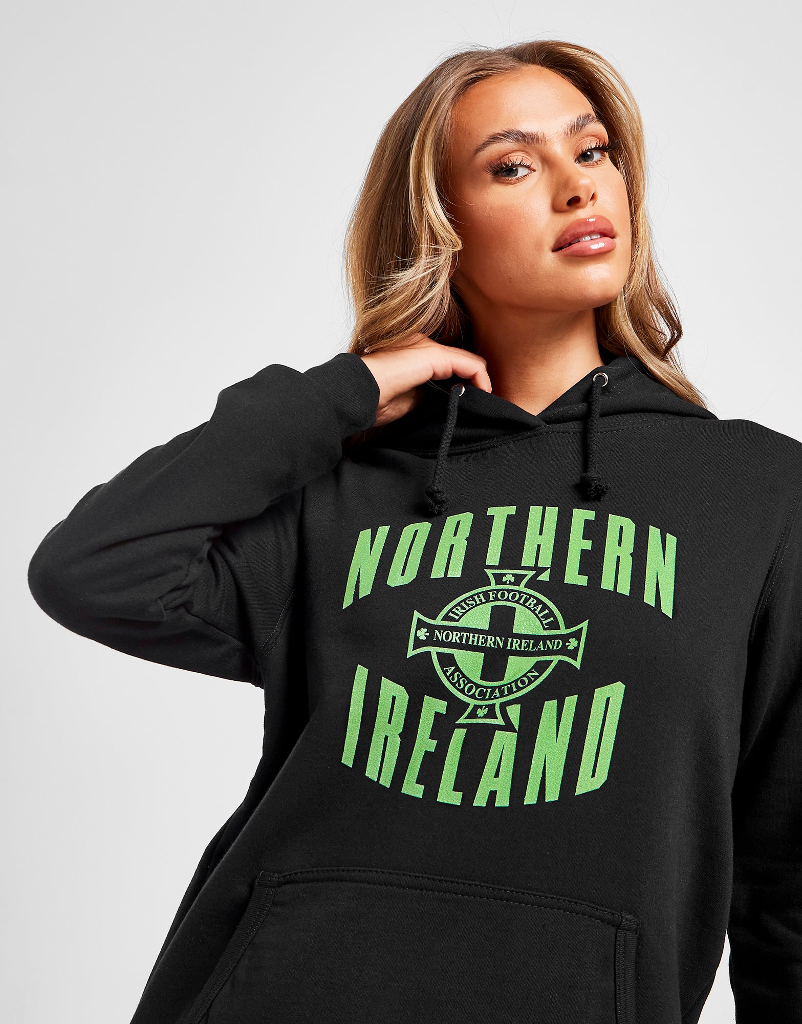 Official Northern Ireland Crest Graphic Hoodie Womens - Navy - The World Football Store