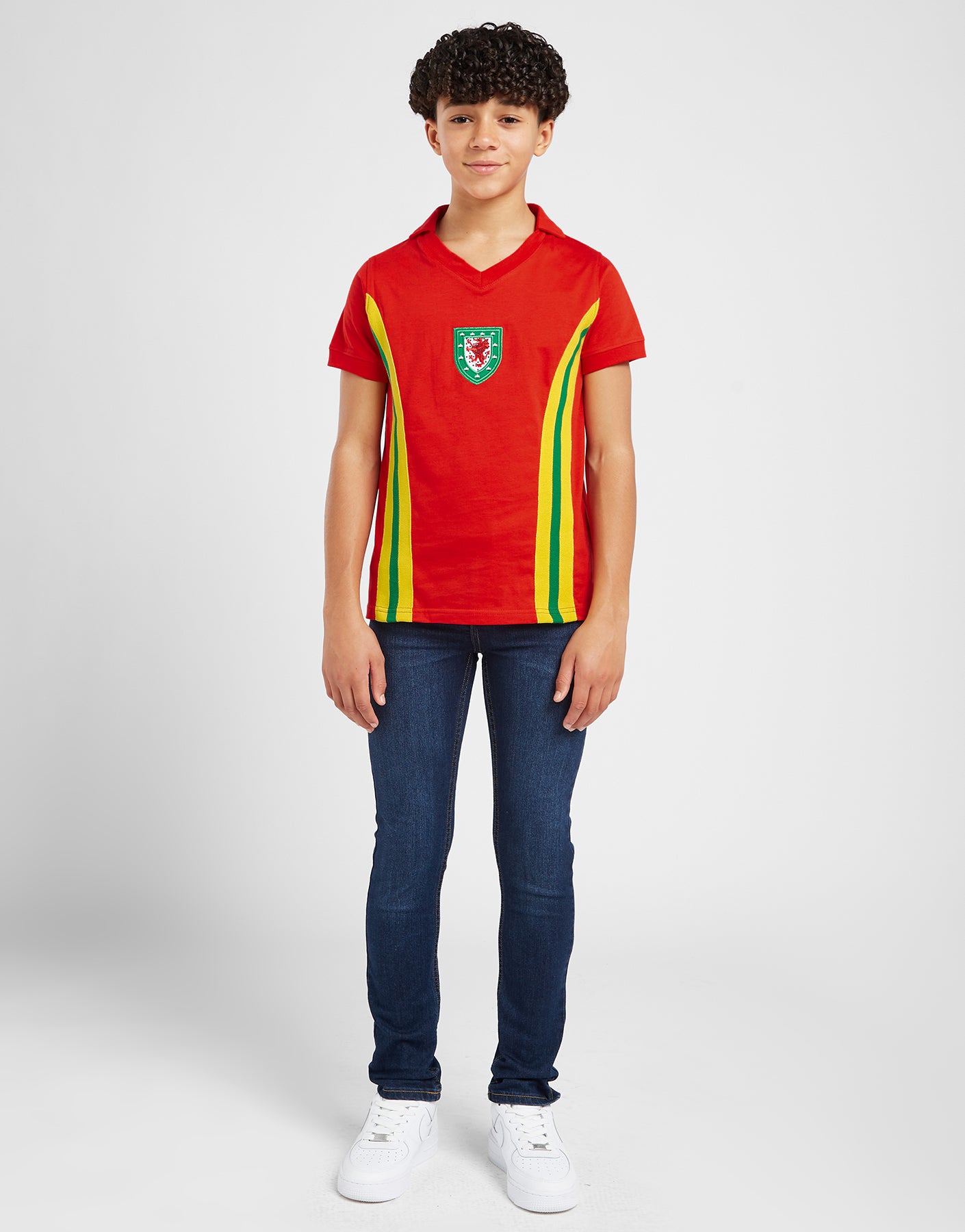 Official Team Wales Kids 1976 Retro Jersey - Red - The World Football Store
